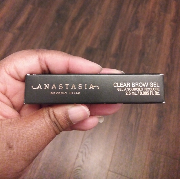 Anastasia Beverly Hills Clear Brow Gel - Picture 2 of 4